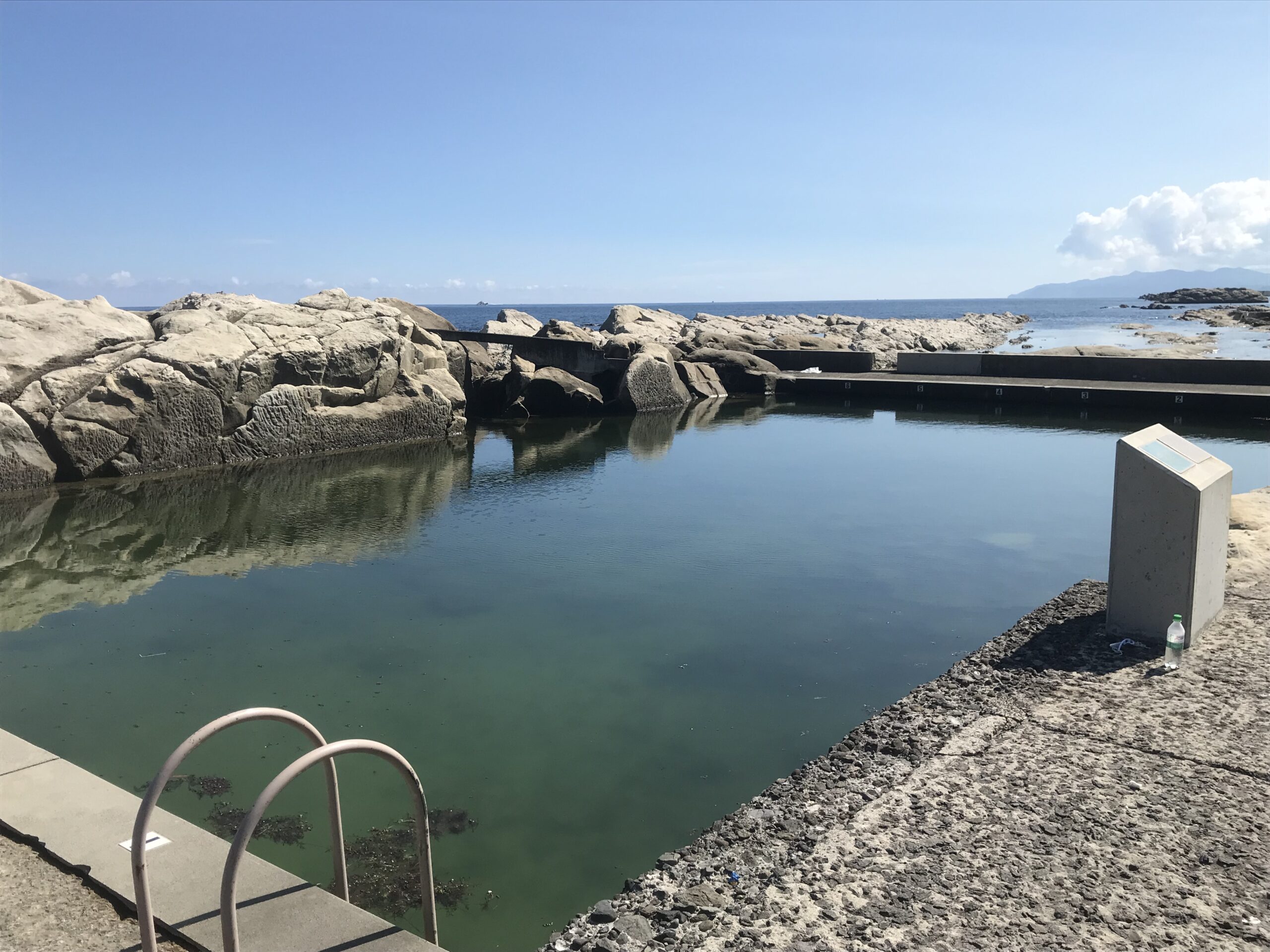 輪島市鴨ヶ浦